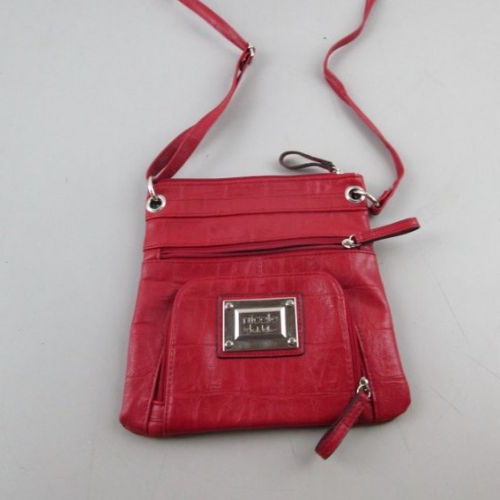 Nicole by Nicole Miller Red Crossbody in Large croc pattern